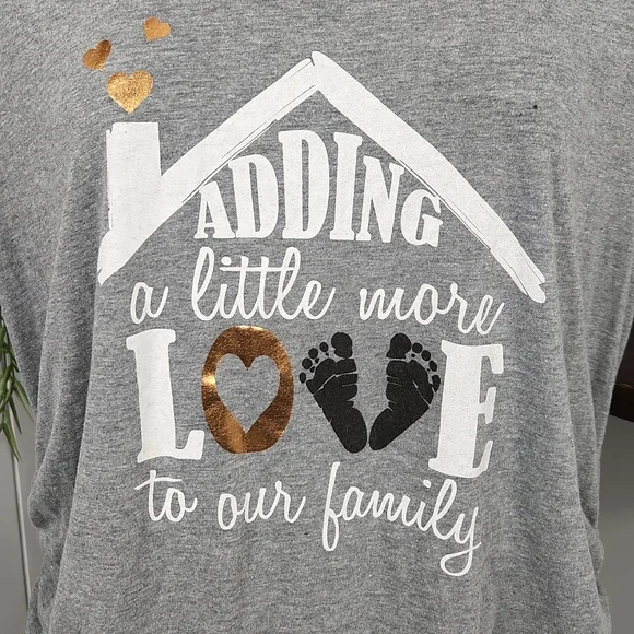 Motherhood Maternity "Adding a Little More Love" Ruched Tee - Picture 3 of 7